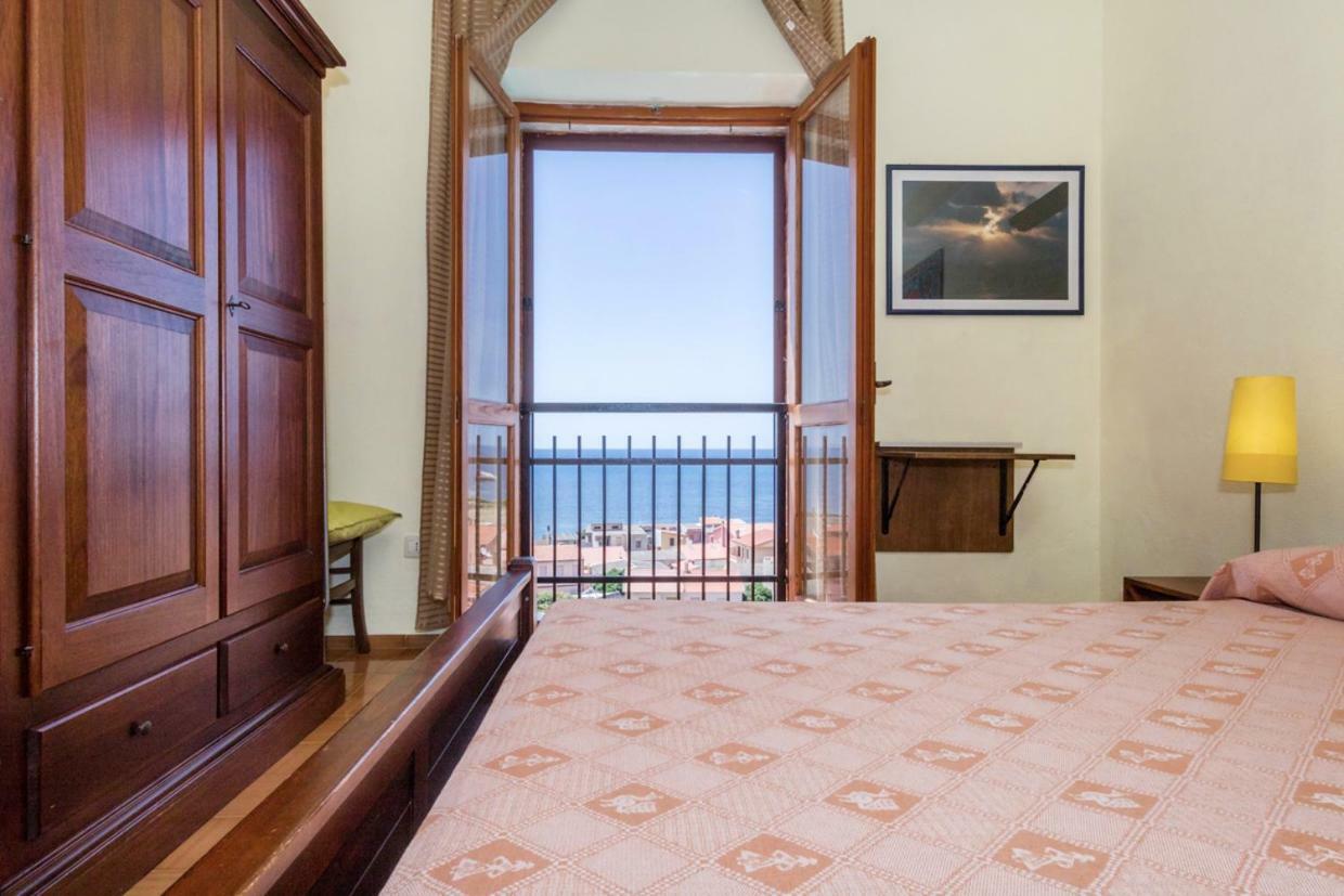 مبيت وإفطار ساريستو سوغليري Mare Lughente المظهر الخارجي الصورة