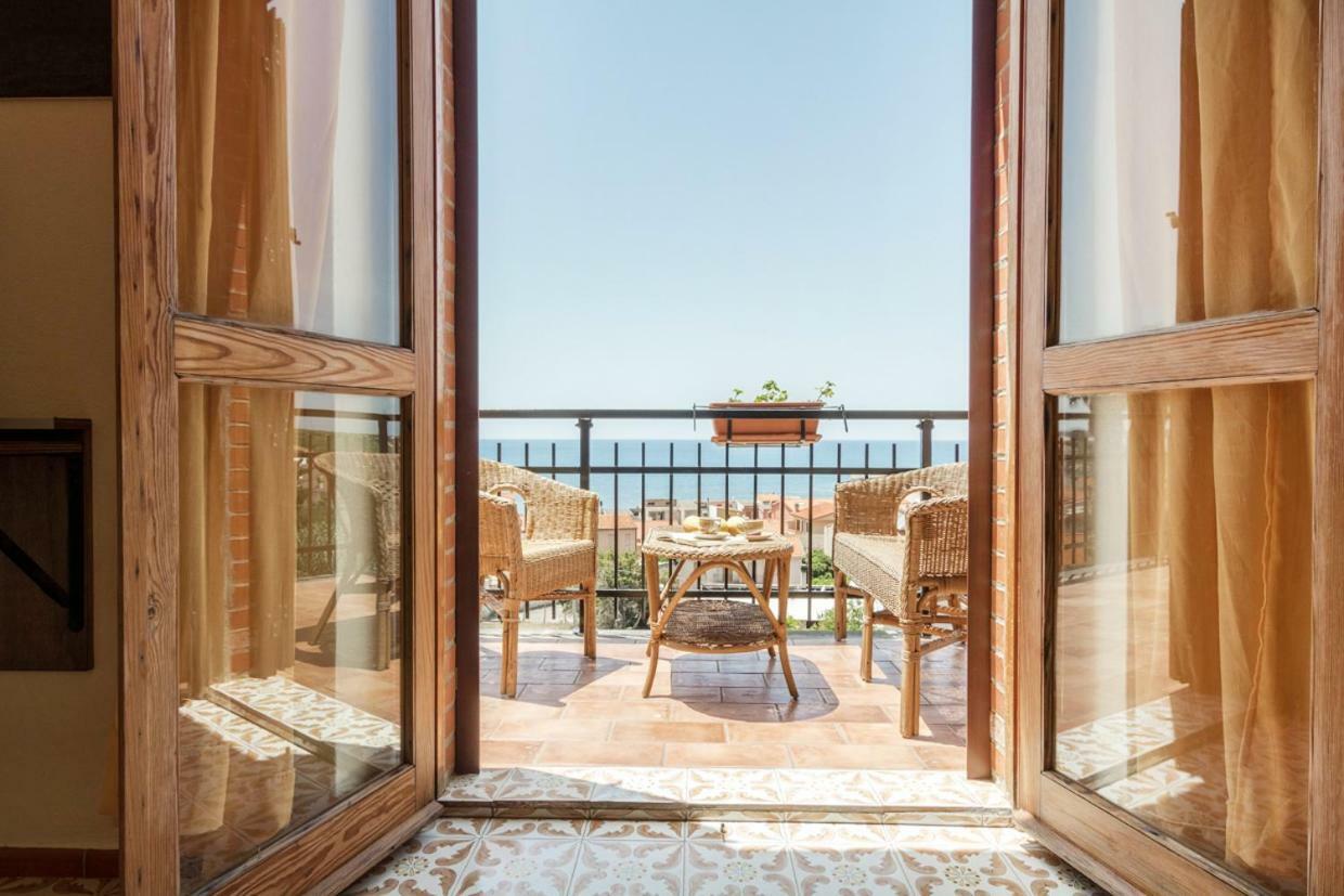 مبيت وإفطار ساريستو سوغليري Mare Lughente المظهر الخارجي الصورة